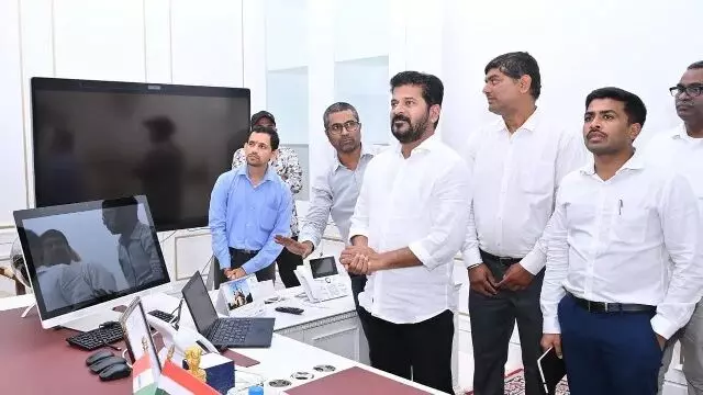 సీఎంఆర్‌ఎఫ్‌ దరఖాస్తులు ఆన్‌లైన్‌లోనే