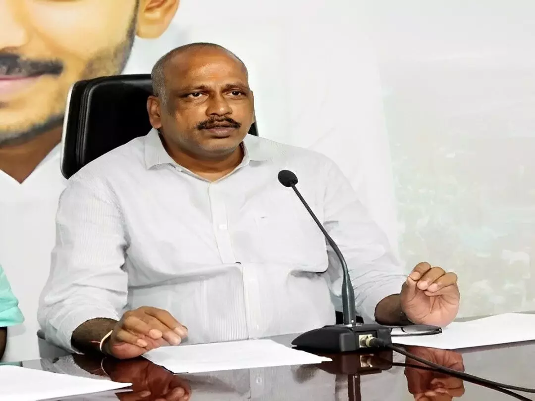 వైసీపీ ఎమ్మెల్సీ అరెస్ట్